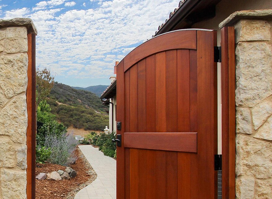 Signature Archtop Western Red Cedar Gates (Set of 10)